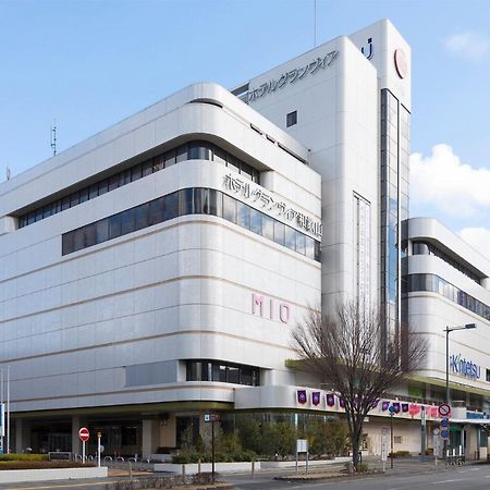 Hotel Granvia Wakayama Exteriör bild The station building