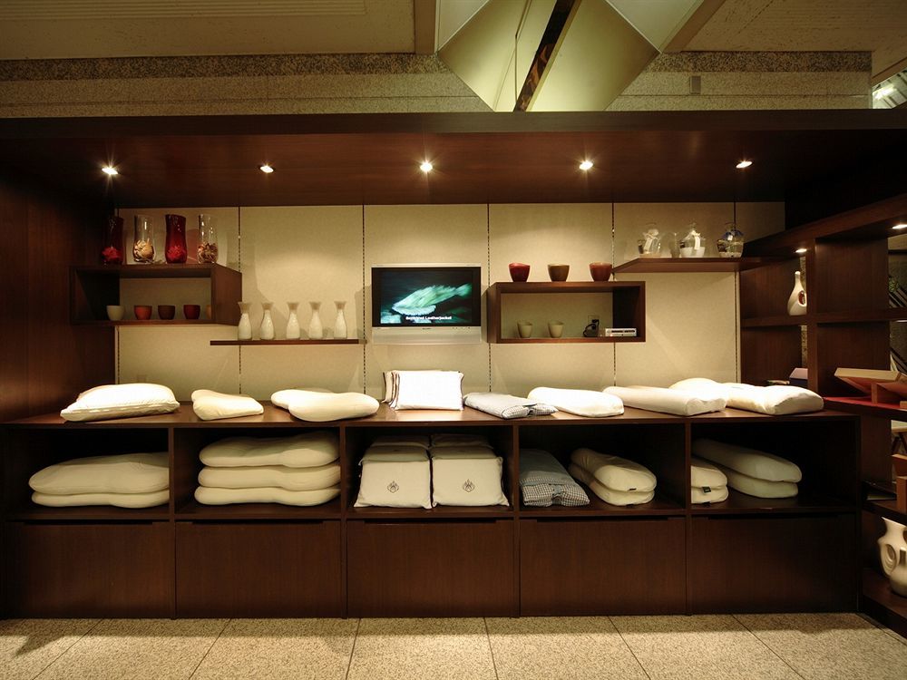 Hotel Granvia Wakayama Exteriör bild A spa at a hotel