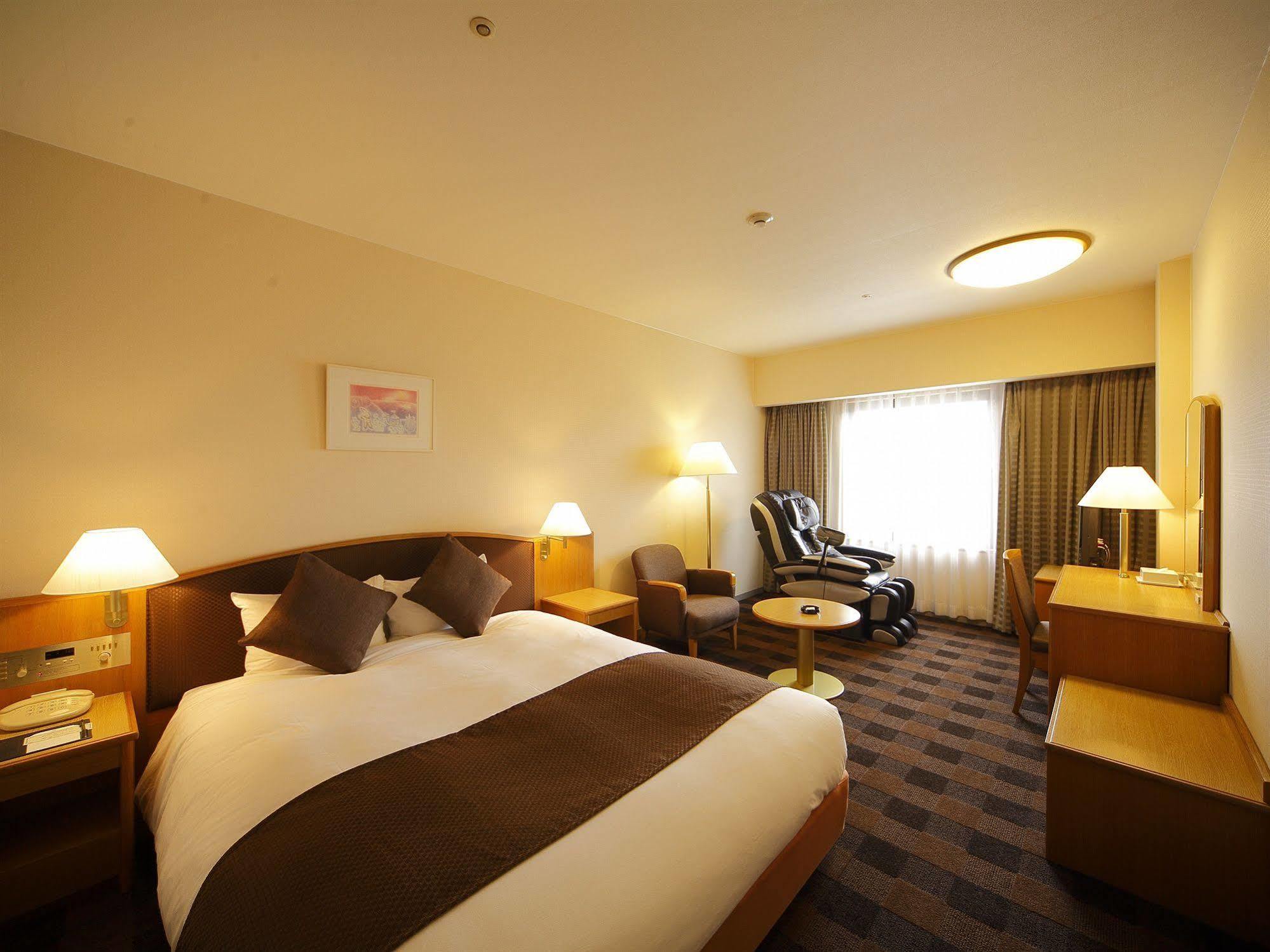 Hotel Granvia Wakayama Exteriör bild Deluxe Room