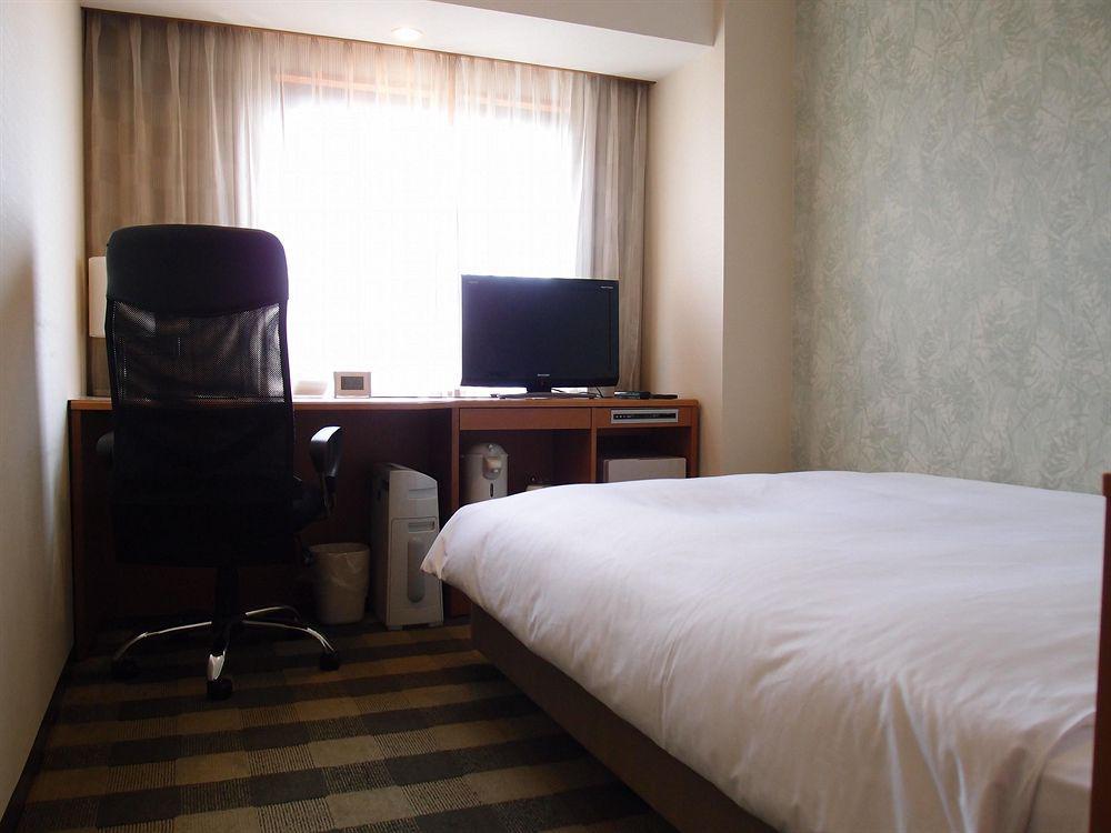 Hotel Granvia Wakayama Exteriör bild A single room at a hotel in Japan